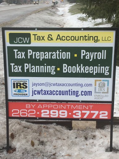 Tax preparation service New Berlin – JCW Tax & Accounting LLC