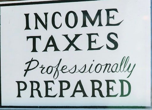 Tax preparation service Providence – 401 Tax Pro