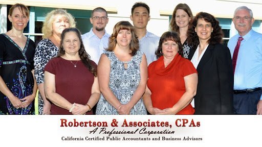 Bookkeeping Service Lakeport – Robertson & Associates  CPAs